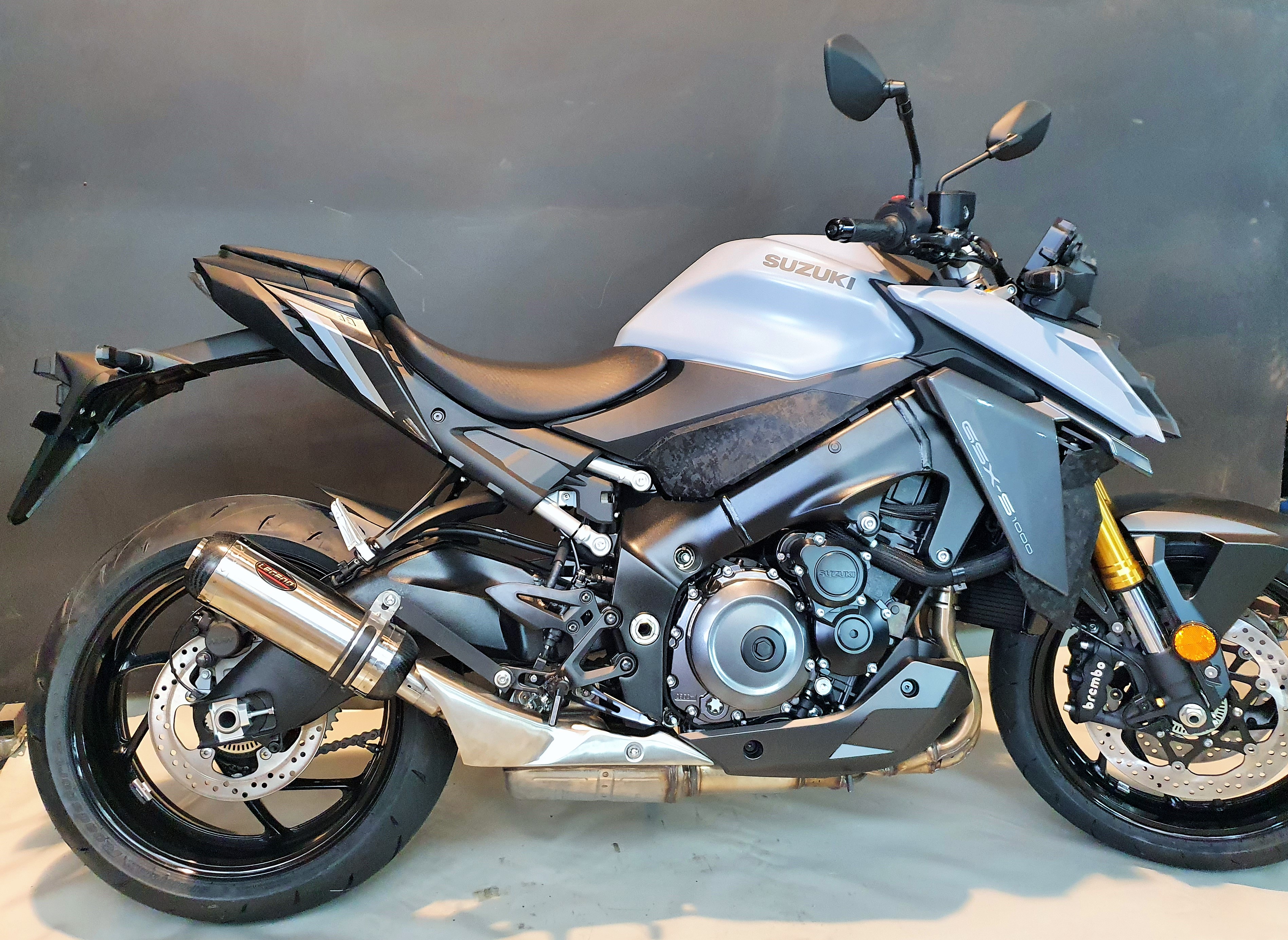 Suzuki 1000 online gsx s 2020